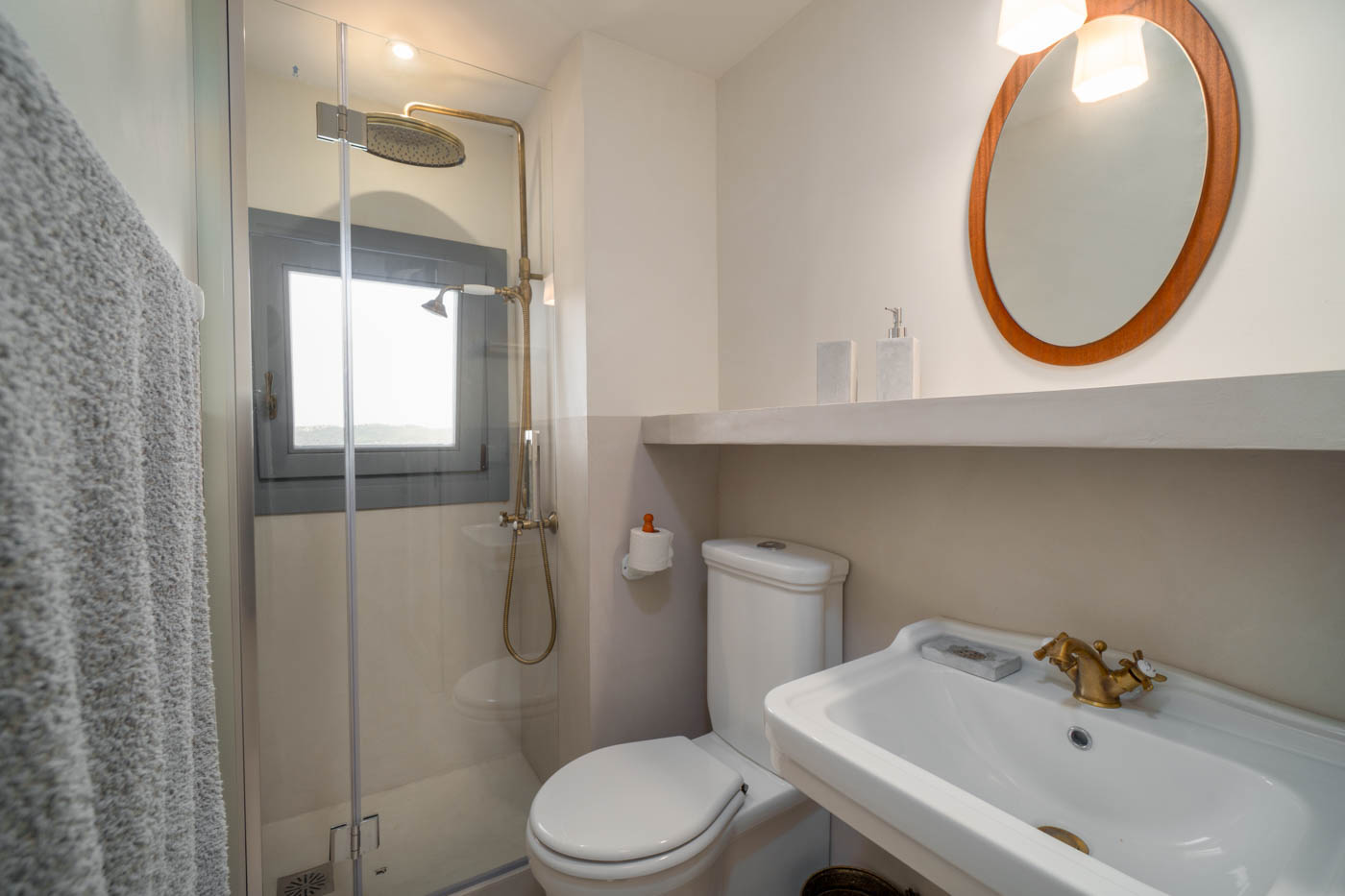 Todas las habitaciones con baño